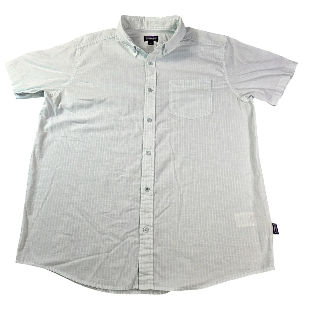 Patagonia Mens Large Blue White Striped Organic Cotton Short Sleeve Button Shirt